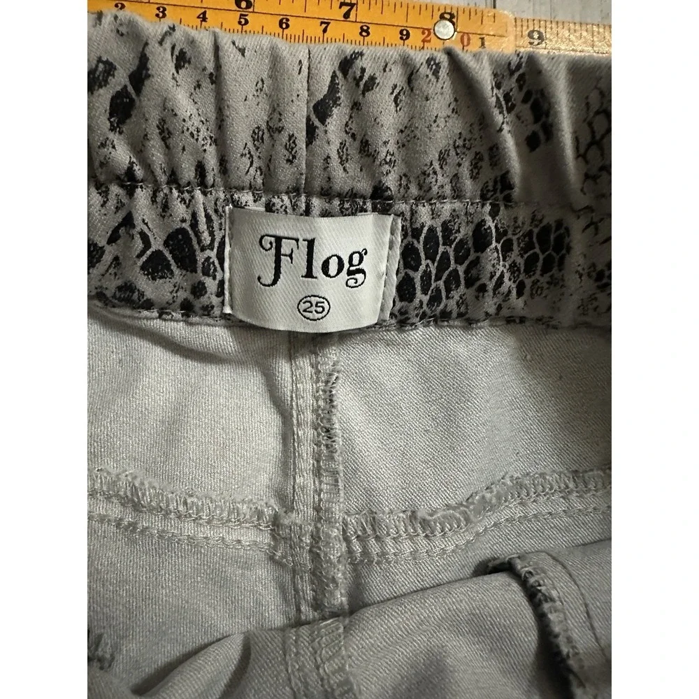 Bevy Flog Pants Sz 25 Gray Shely Snake Skin Pattern Jogger Stretch Drawstring - Picture 6 of 9